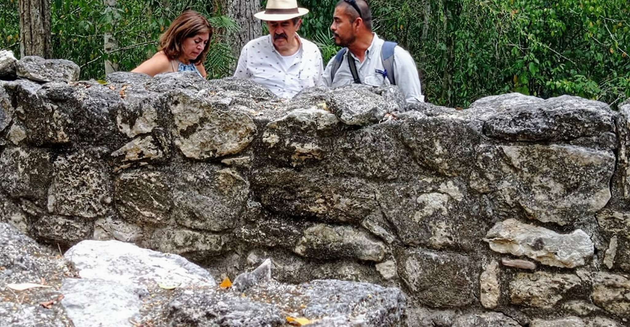 Dzibanche en Kohunlich Ruins uit Bacalar en Chetumal - Hizvo