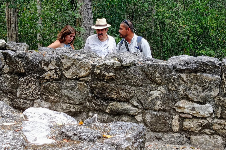 Tour archeologico di Dzibanche e Kohunlich Maya e pasto di 3 portateTour archeologico di Dzibanche e Kohunlich Maya e pasto a 3 portate
