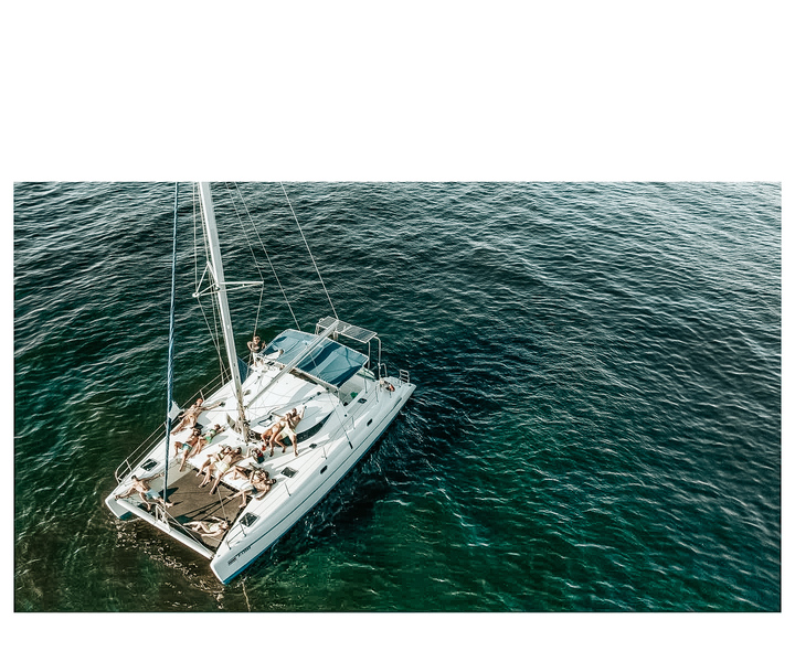 Tamarindo: Private Sailing Catamaran Tour and Snorkeling