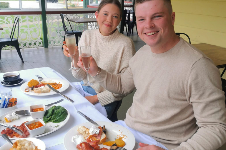 Brisbane: Vuelo en globo aerostático con desayuno en un viñedo