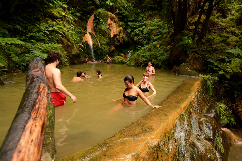 Sete Cidades & Lagoa do Fogo: Full Day Tour with Lunch