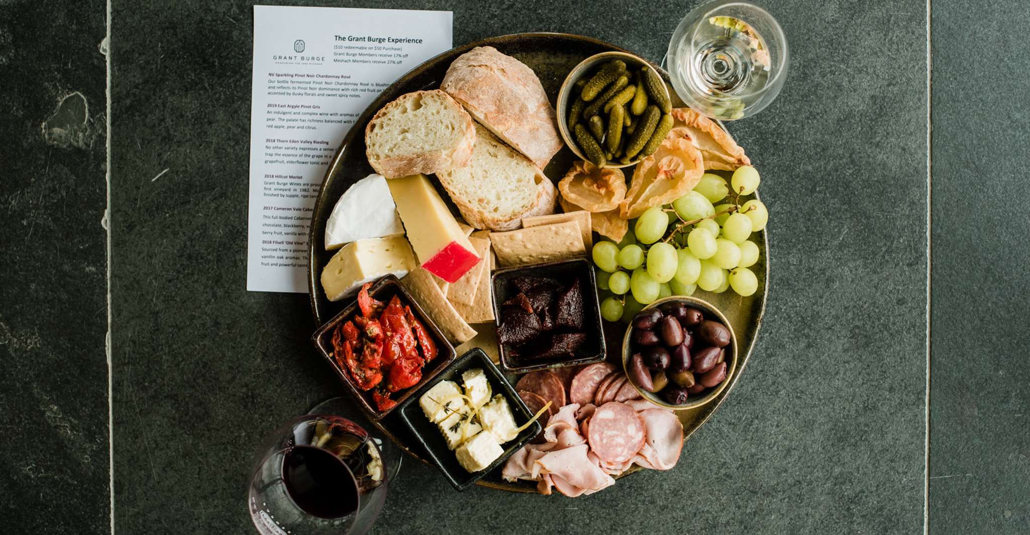 Grant Burge, mousserende wijnproeverij en regionale schotel voor 2 - Housity