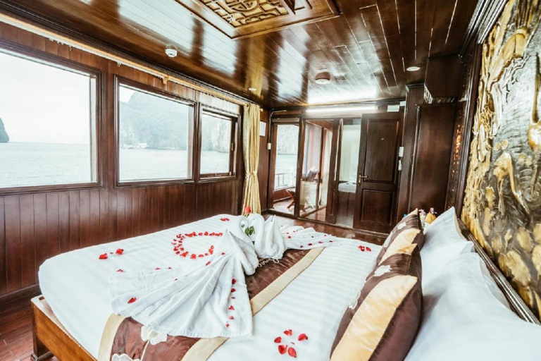 Croisière de 3 jours dans la baie de Bai Tu Long, grotte, kayak, baignade