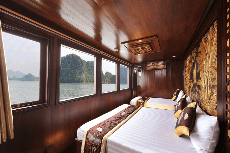 Croisière de 3 jours dans la baie de Bai Tu Long, grotte, kayak, baignade