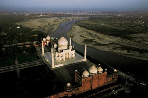 Visite privée du Taj Mahal au lever du soleil : Journée au Fort d'Agra Baby TajGuide et voiture - sans petit déjeuner ni billets d'entrée