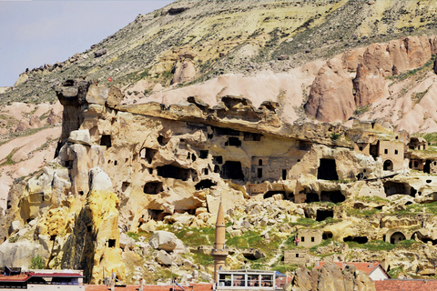 Cappadoce : Journée complète de visite des musées et des églises de la CappadoceOption standard