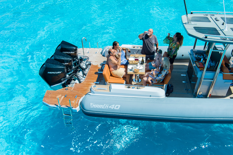 Olbia: Tavolara Park Shared Boat Tour with Aperitif & Wine Olbia: Boat tour to Tavolara Park with Aperitif and Drinks