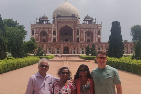 Delhi : Excursión Privada de un Día a la Vieja y Nueva DelhiExcursión con entrada, coche y guía