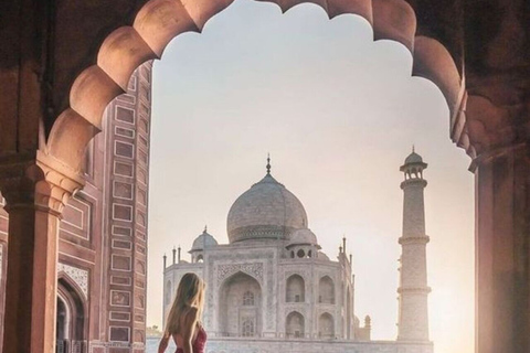 2 night Golden Triangle, Agra, Jaipur Tour with Taj Mahal Private Transport with Driver + Tour Guide + Entrance Ticket