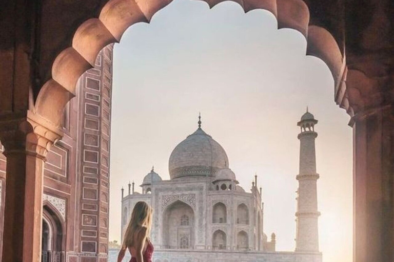 2 night Golden Triangle, Agra, Jaipur Tour with Taj Mahal Private Transport with Driver + Tour Guide + Entrance Ticket