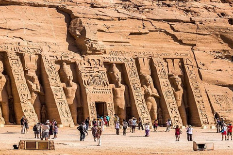 Au départ de Louxor : Edfou, Kom Ombo, Abou Simbel (visite guidée privée)