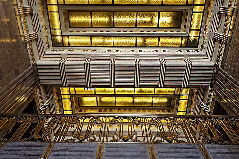 Chicago Walking Tour: See Inside Art Deco Masterpieces