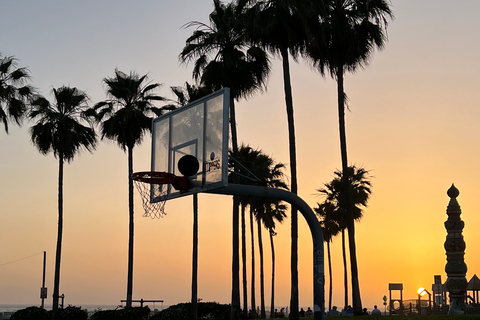 Venice Beach : French guided walking tour Discover Venice Beach, Bohemian walk along the ocean