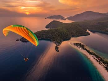 Fethiye: Tandem Paragliding Experience w/Hotel Pickup