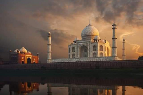 Delhi : Taj Mahal, Fort d'Agra, Baby Taj Tour en train GatimanVisite privée avec voiture, chauffeur et guide touristique