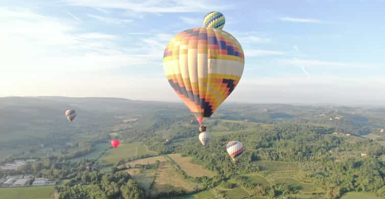 Colagem de mídia