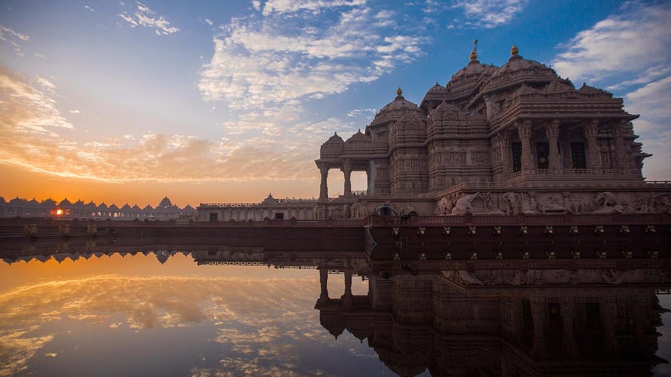 345 Akshardham Temple Gujarat Images, Stock Photos, 3D objects, & Vectors |  Shutterstock