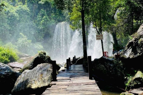 Full-Day Kulen Waterfall and 1000 Lingas Tour Shared Mini Bus with Guide