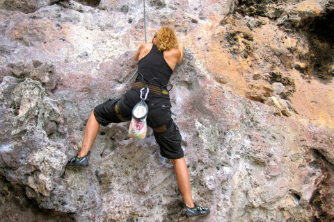 Krabi : Cours d'escalade d'une demi-journée à Railay BeachRendez-vous à l'embarcadère d'Ao Nam Mao