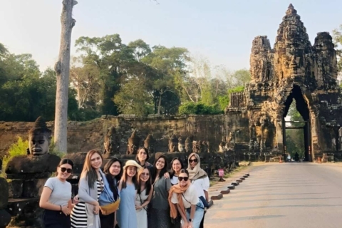 Siem Reap: zwiedzanie świątyń kompleksu Angkor i wycieczka o zachodzie słońcaWspólny luksusowy minivan z profesjonalnym przewodnikiem