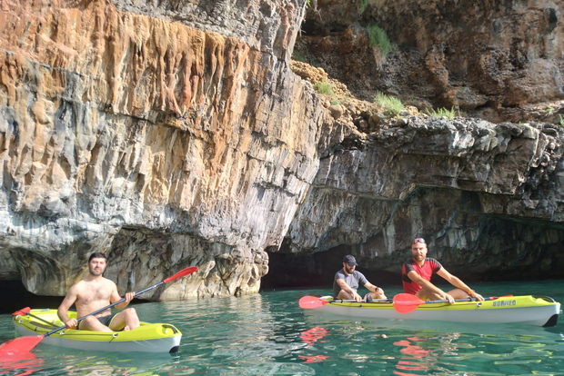 Tour in Kayak sulle orme di James Bond a Maratea