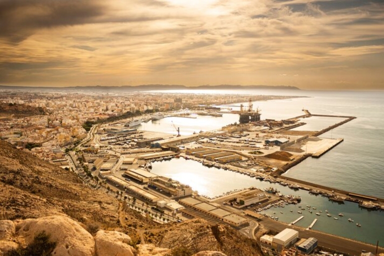 Almeria : Visite privée personnalisée avec un guide local8 heures de visite à pied
