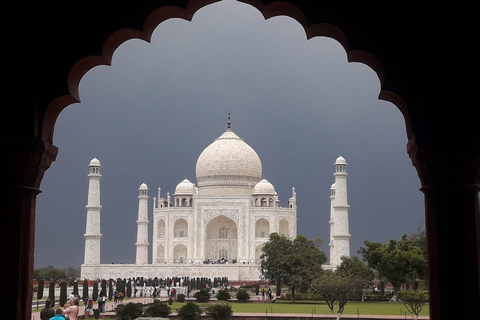 Depuis Delhi : Tour privé du Taj Mahal au lever du soleil avec le fort d'Agra