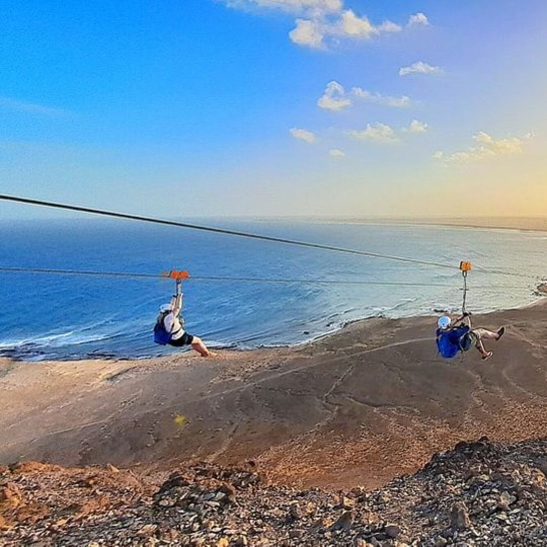 Colagem de mídia