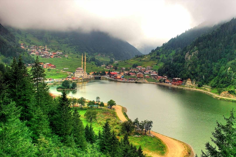 Trabzon: Uzungöl Gruppentour & Entdecke die Natur & TeeGeführte Tour auf Englisch oder Arabisch