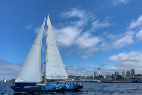 Seattle: Downtown 1.5-Hour Scenic Sailing Cruise
