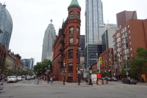 Recorrido autoguiado a pie por el Viejo Toronto y búsqueda del tesoro