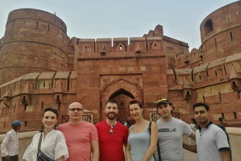 Zeitlose Wunder Entdecke Indiens Goldenes Dreieck in 4 TagenPauschalreise mit 3-Sterne-Hotels