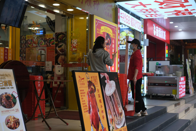 Guangzhou: Xíhuá Road Private Food Tour, Guided by a Local