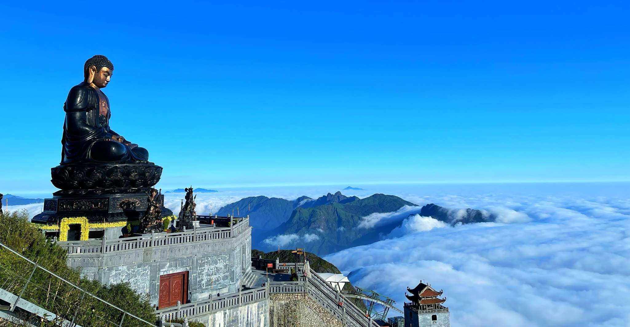 Sa Pa, The Roof of Indochina - Fansipan Hiking Full-Day Trip - Housity