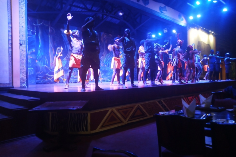 Nairobi: The Safari Cats Show Tickets y cena buffet
