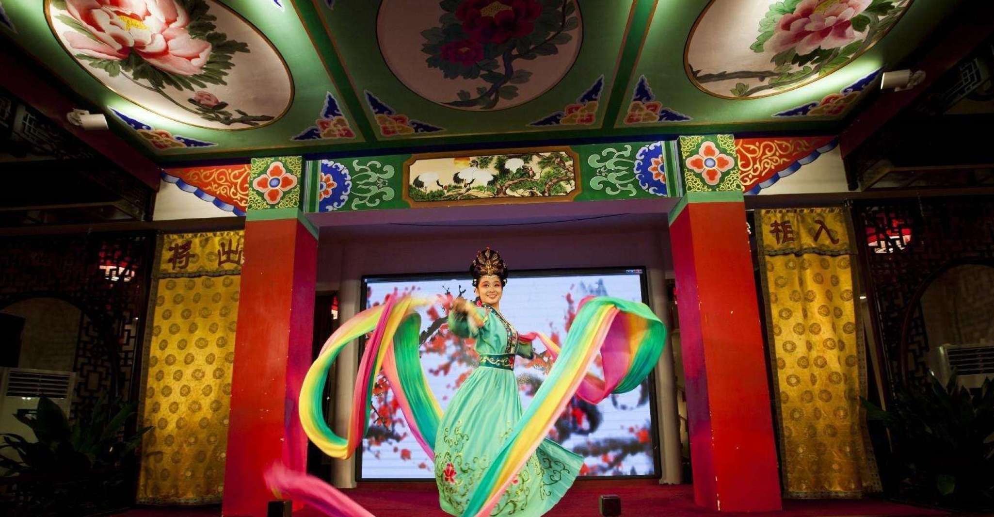 Chengdu, Sichuan Opera Shu Feng Yan Yun Evening Show Ticket - Housity