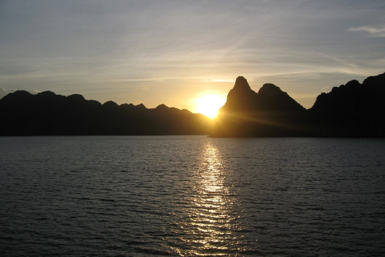 3-daagse Ha Long - Lan Ha Bay 5-sterrencruise en privébalkon