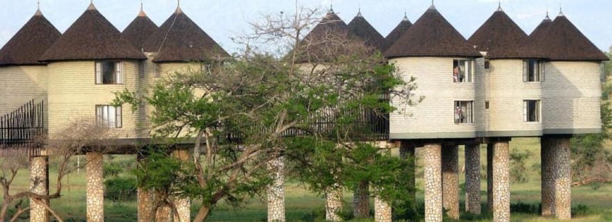 Nuit à Mombasa pour un safari au bord du lac salé