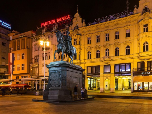 Visit 2-Hour Unveiling Zagreb A Captivating History Tour in Split, Croatia