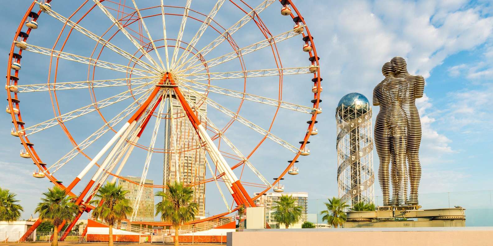 从特拉布宗：格鲁吉亚巴统市徒步游览。 | GetYourGuide