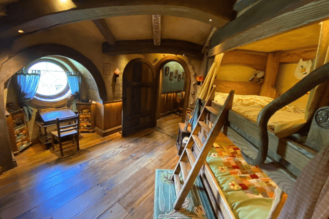 Private Day Tour: Waitomo Glowworms & Hobbiton Movie Set