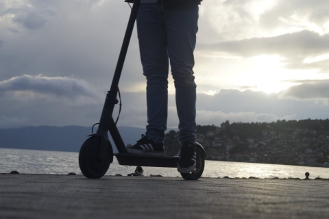 Ohrid: Alquila una e-scooter y descubre la belleza de Ohrid