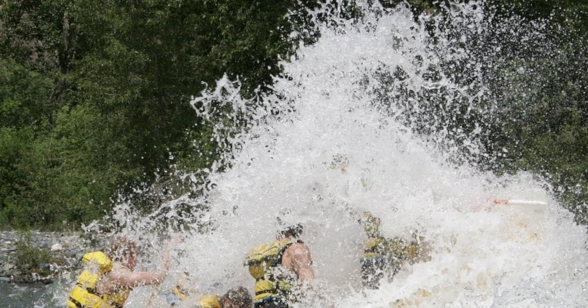 A Floaters Guide To Surviving Whitewater