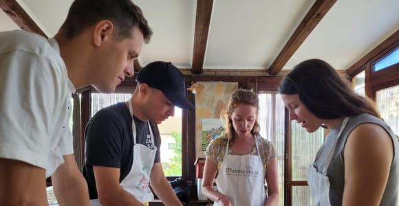 Amalfi: Pasta, Mozzarella, and Tiramisù Cooking Class