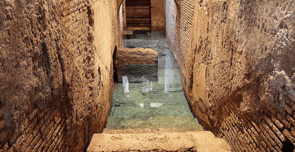 Pantheon and Trevi Fountain Underground Group Tour