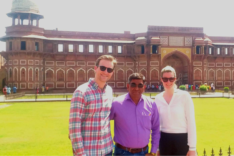 Taj Mahal, Agra Fort & Baby Taj Mahal Agra Tour ab Delhi