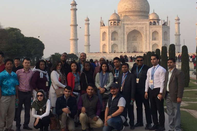 New Delhi: privé Taj Mahal-dagtrip met de Gatimaan-trein1e AC-bedrijfsstoelwagen