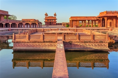 Transfert d'Agra à Jaipur via Fatehpur Sikri et Stepwell