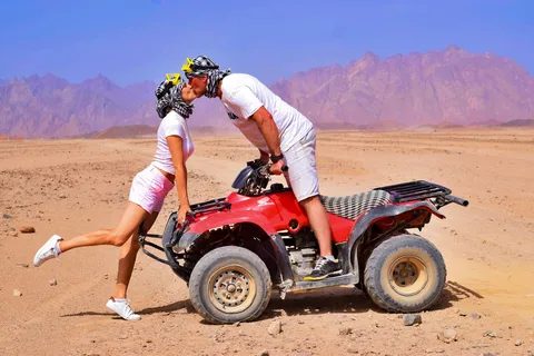 Hurghada: Safari Jeep, Quad, Buggy, Kamelridning & BBQ-middag