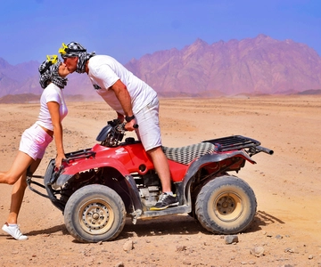 Hurghada: Safari Jeep, Quad, Buggy, Camel Ride & BBQ Dinner